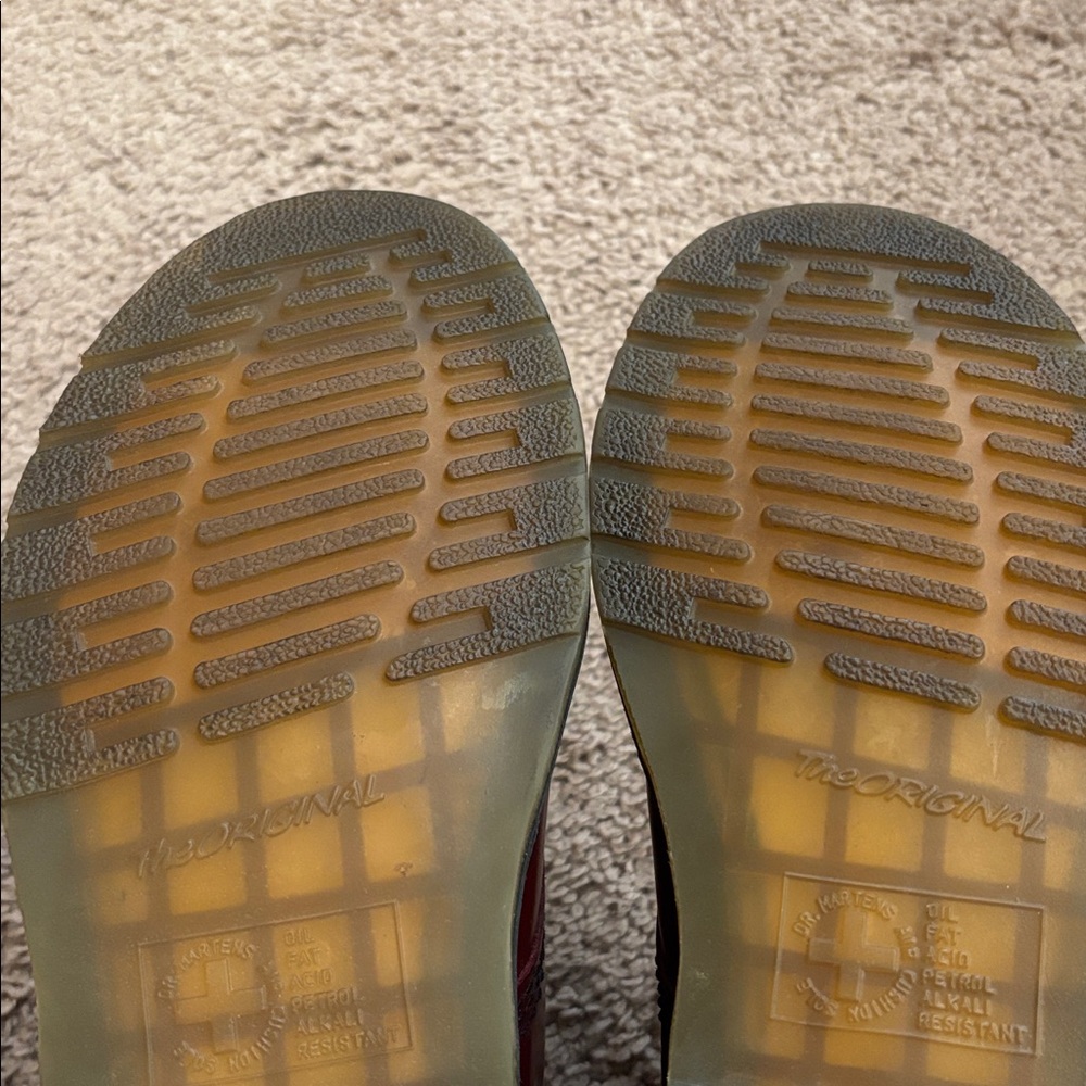 Dr Martens Cherry boot - Picture 5 of 5